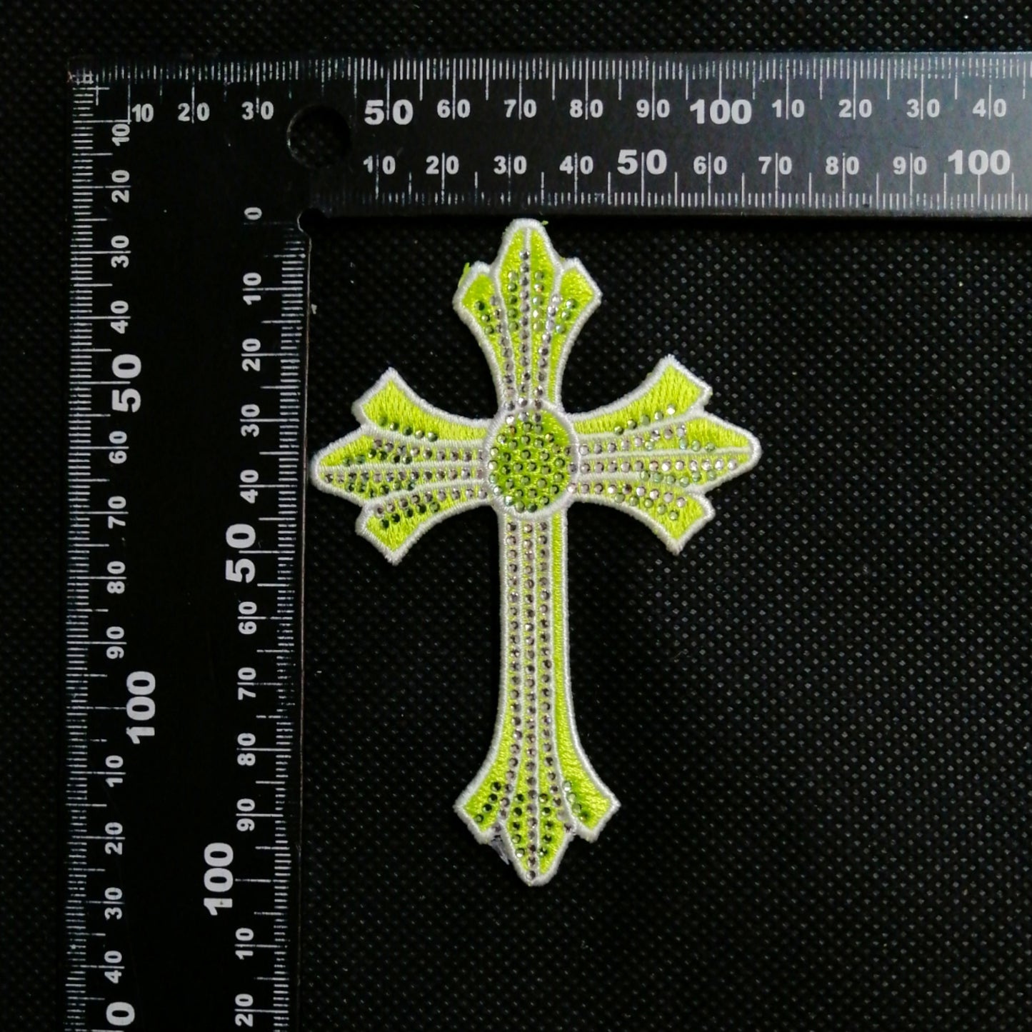 PC4236 - Yellow green Cross with Rhinestones(Sew On)