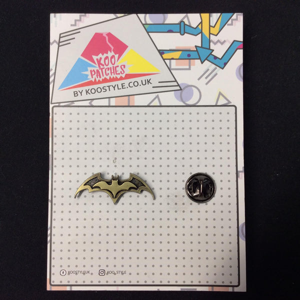 MP0167 - Batman Batarang Metal Pin Badge