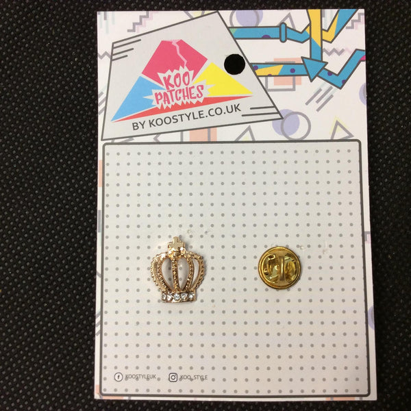 MP0135C - Gold 3D Crown Metal Pin Badge