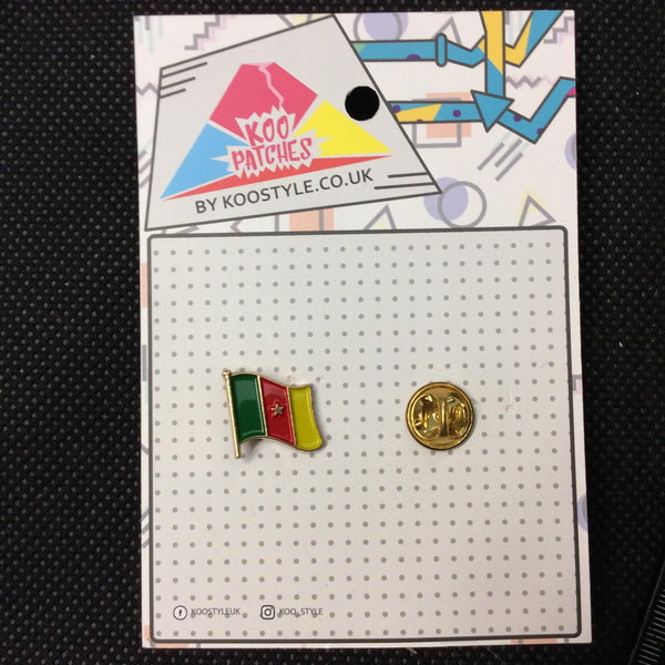 MP0114 - Green Red Yellow Star Cameroon Flag Metal Pin Badge