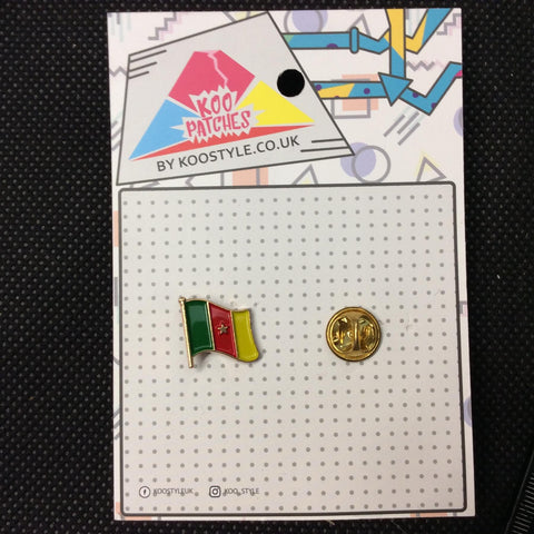 MP0114 - Green Red Yellow Star Cameroon Flag Metal Pin Badge
