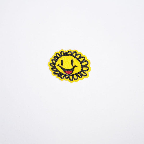 PC2138 - Yellow Smile Sunflower Emoji (Iron On)