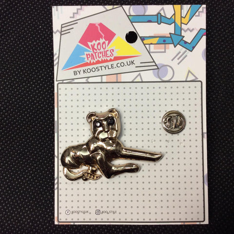 MP0093 - Golden Laying Leopard Tiger Cat Metal Pin Badge