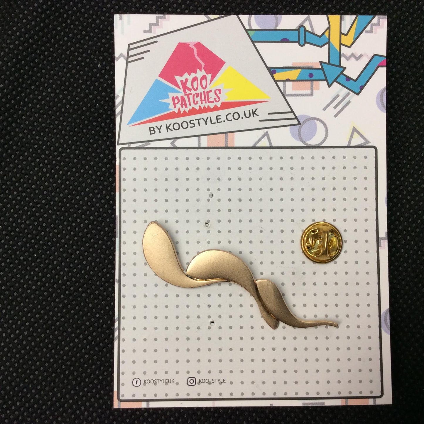 MP0128 - Gold Long Leaf Branch Cloud Metal Pin Badge | Koo Style UK
