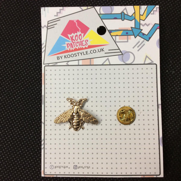 MP0002 - Gold Wasp Bee Fly Bug Metal Pin Badge