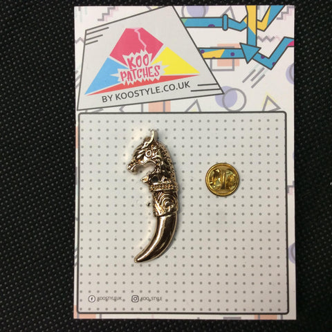 MP0139 - Gold Dragon Leopard Sword Case Metal Pin Badge